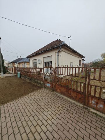 Eladó családi ház, Baktalórántházán 14.49 M Ft, 3 szobás