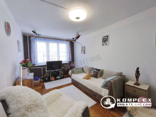 Eladó panellakás, Budapesten, III. kerületben 72 M Ft, 2 szobás