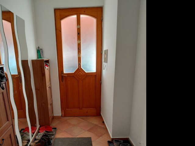 Eladó családi ház, Nagykovácsiban 165 M Ft, 3 szobás