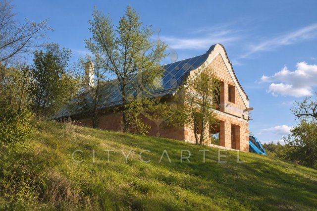 Eladó családi ház, Monoszlón 149 M Ft, 8 szobás