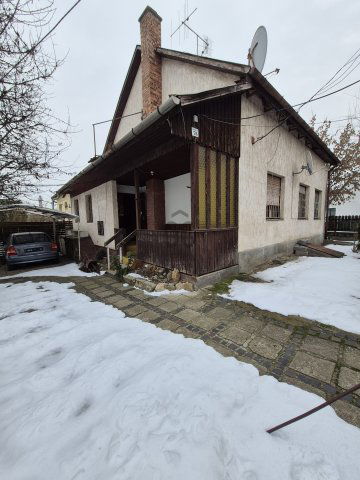 Eladó családi ház, Budakalászon 84.5 M Ft, 2 szobás