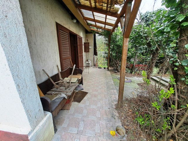 Eladó családi ház, Csóron 19.9 M Ft, 1+2 szobás