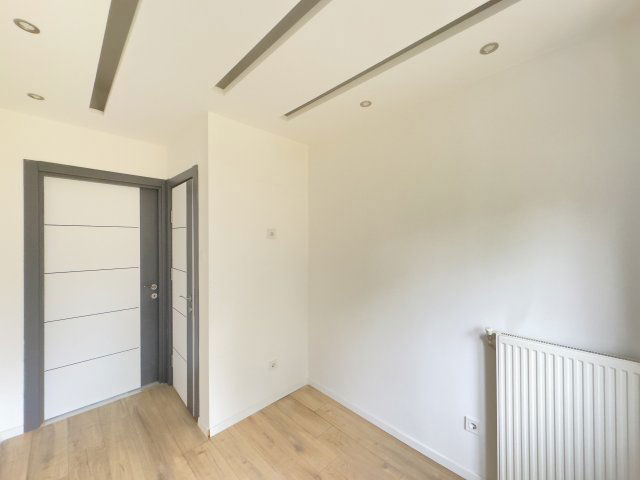 Eladó téglalakás, Kazincbarcikán, Építők útján 18 M Ft