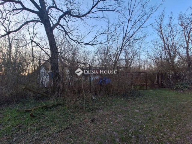 Eladó mezogazdasagi ingatlan, Ballószögön 15 M Ft