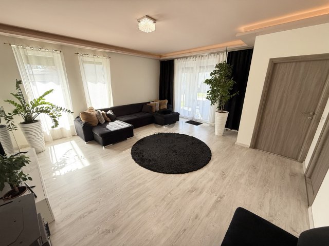 Eladó családi ház, Debrecenben 154.9 M Ft, 4 szobás