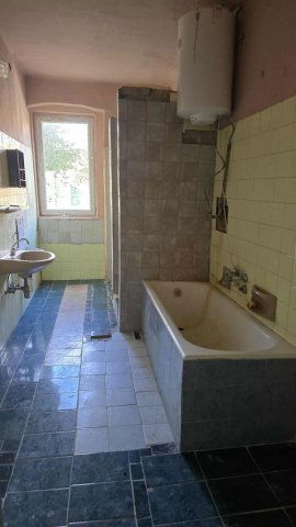 Eladó családi ház, Nicken 17 M Ft, 4 szobás