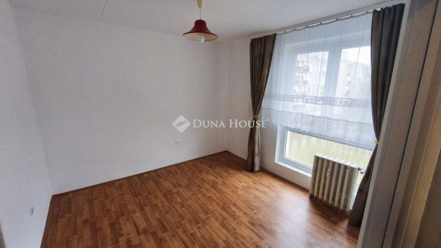 Eladó panellakás, Pécsett, Nagy Imre úton 40.9 M Ft, 2 szobás