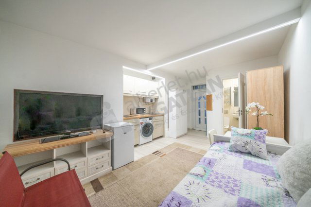 Kiadó téglalakás, albérlet, V. kerületben, Hold utcában