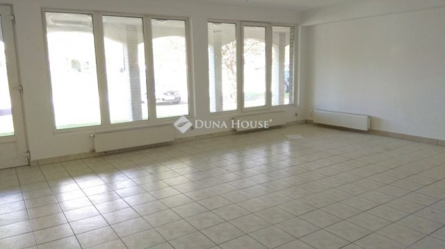 Eladó üzlethelyiség, Budapesten, XIV. kerületben 125 M Ft