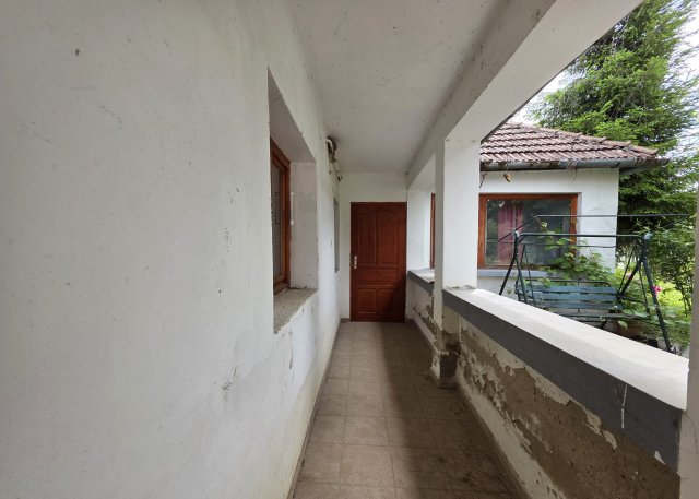 Eladó családi ház, Tiszaladányon 9.9 M Ft, 2 szobás