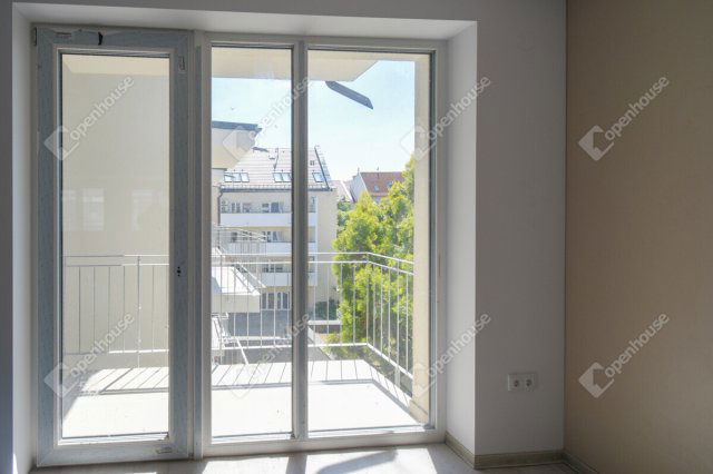 Kiadó téglalakás, albérlet, Szegeden 242 E Ft / hó, 3 szobás