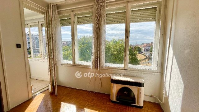 Eladó téglalakás, Budapesten, III. kerületben 49.5 M Ft