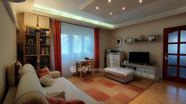 Eladó téglalakás, Budapesten, XIII. kerületben 74.9 M Ft