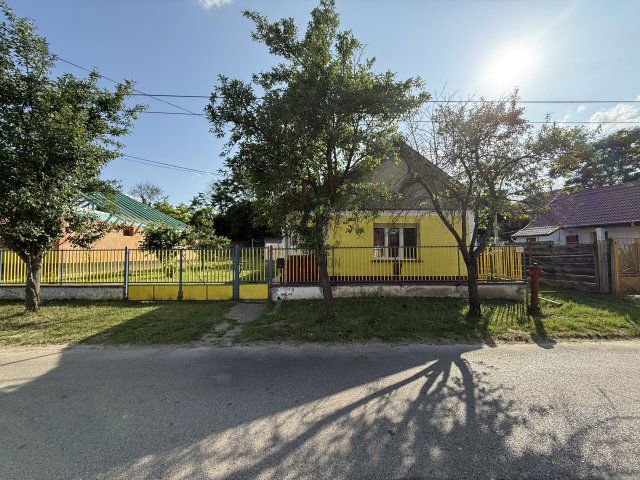 Eladó családi ház, Tápióságon 24.9 M Ft, 3 szobás