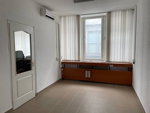 Kiadó iroda, Budapesten, XI. kerületben 130 E Ft / hó, 1 szobás