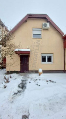 Eladó ikerház, Budapesten, XVI. kerületben, Irha utcában