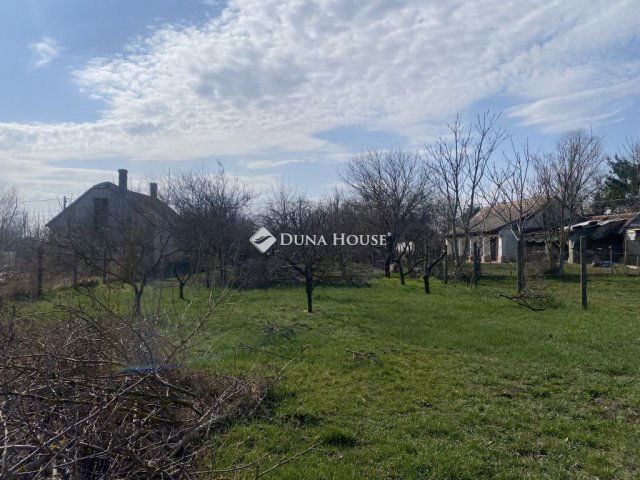 Eladó telek, Szalkszentmártonon 4.8 M Ft / költözzbe.hu