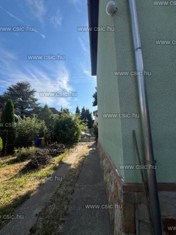 Eladó ikerház, Budakalászon 90 M Ft, 3 szobás