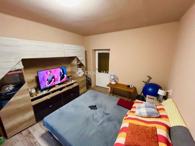 Eladó családi ház, Gárdonyban 64.9 M Ft, 2 szobás