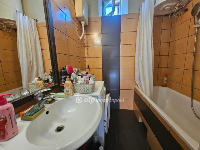 Eladó családi ház, Budapesten, XX. kerületben 71.5 M Ft
