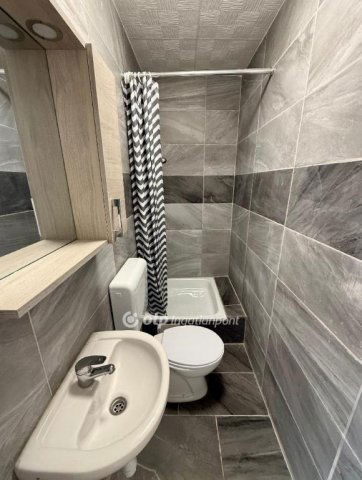 Eladó nyaraló, Mályin 31.9 M Ft, 2 szobás / költözzbe.hu