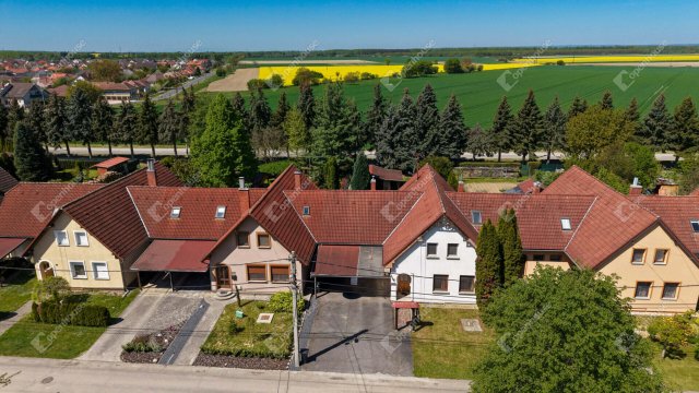 Eladó családi ház, Lentiben 69.9 M Ft, 5 szobás