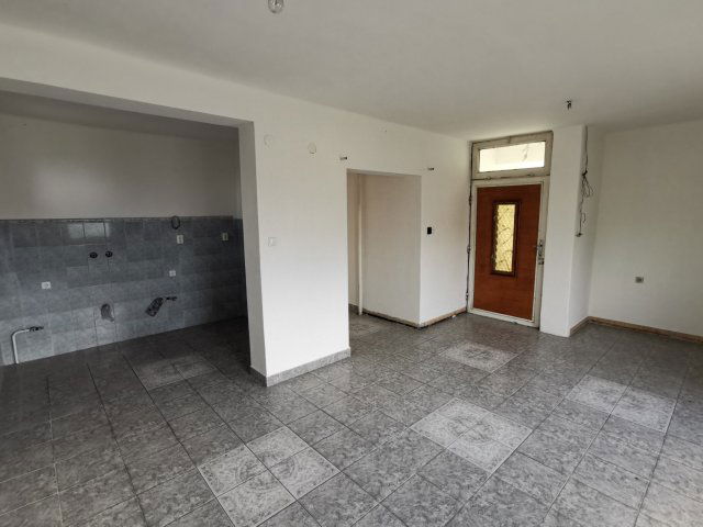 Eladó családi ház, Nagykőrösön 39.9 M Ft, 3 szobás