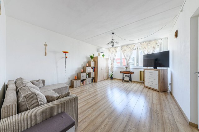 Eladó téglalakás, Budapesten, XXI. kerületben 47.99 M Ft