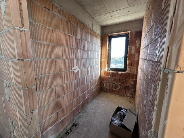 Eladó családi ház, Budapesten, XVIII. kerületben 209 M Ft