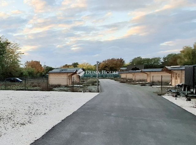 Eladó ipari ingatlan, Gödöllőn 229.9 M Ft / költözzbe.hu