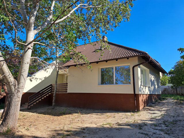 Eladó családi ház, Budapesten, XVII. kerületben 164.9 M Ft