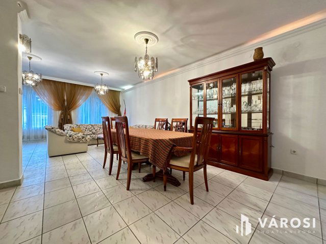 Kiadó sorház, albérlet, Salgótarjánban 290 E Ft / hó, 4 szobás