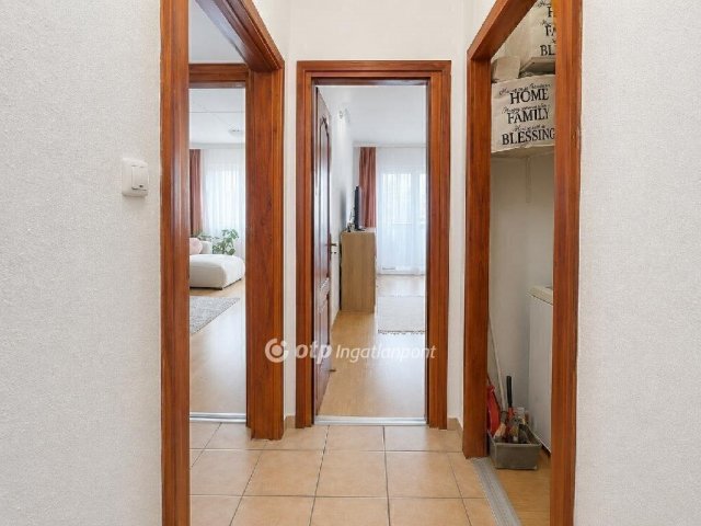 Eladó panellakás, Budapesten, XIV. kerületben 65 M Ft, 2 szobás