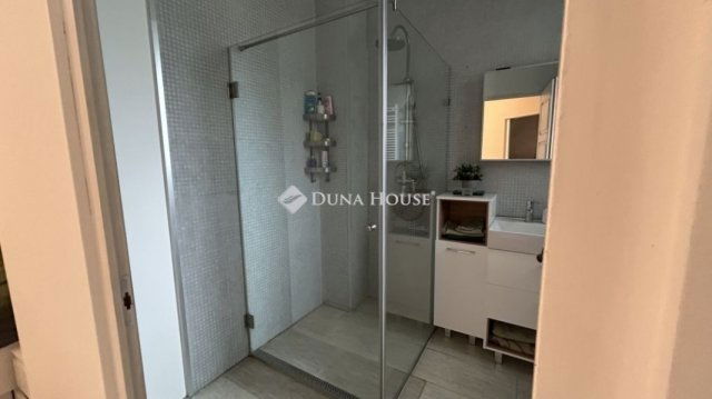 Eladó téglalakás, Budapesten, II. kerületben 89.5 M Ft, 2 szobás