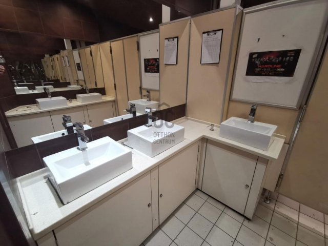 Eladó üzlethelyiség, Budapesten, X. kerületben 1300 M Ft