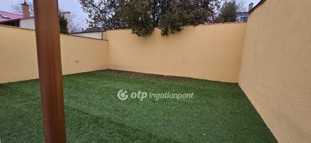 Eladó családi ház, Debrecenben 180 M Ft, 3 szobás