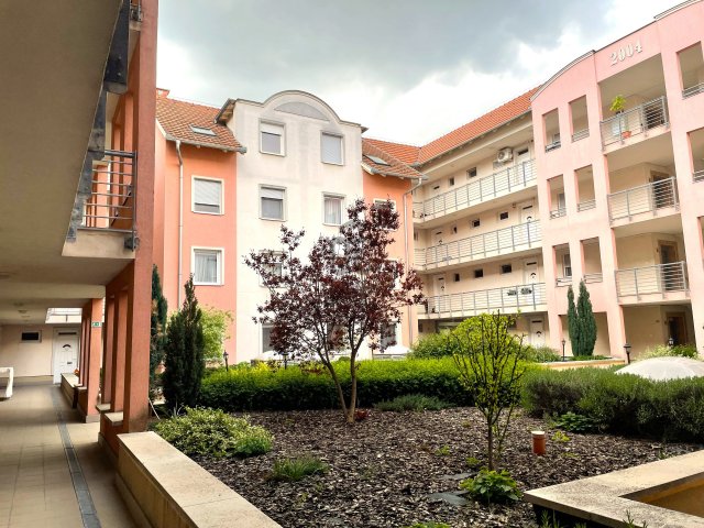 Eladó téglalakás, Budapesten, XVIII. kerületben 69.9 M Ft