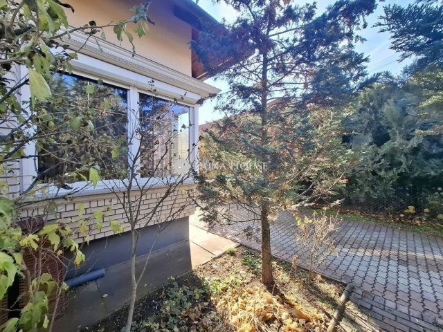 Eladó családi ház, Gödöllőn 129.99 M Ft, 3 szobás