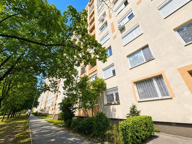 Eladó panellakás, Budapesten, XV. kerületben 70.9 M Ft
