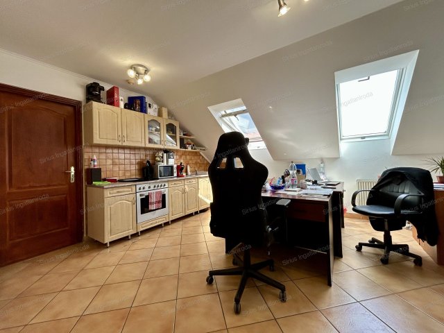 Kiadó iroda, Budapesten, XX. kerületben 190 E Ft / hó, 3 szobás