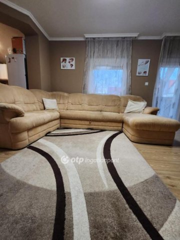 Eladó családi ház, Tökölön 93 M Ft, 4 szobás