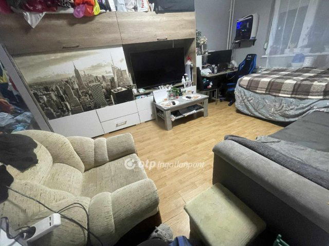 Eladó téglalakás, Miskolcon 27.99 M Ft, 2 szobás