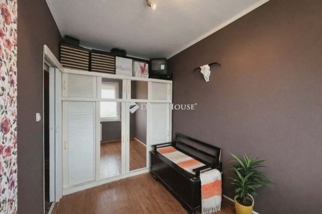 Eladó panellakás, Budapesten, IV. kerületben 55 M Ft, 2 szobás