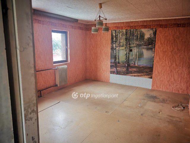 Eladó családi ház, Dunaharasztin 93.9 M Ft, 5 szobás