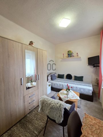 Eladó családi ház, Cegléden 59.9 M Ft, 3 szobás