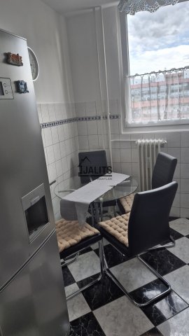 Eladó panellakás, Budapesten, XX. kerületben, Topánka utcában