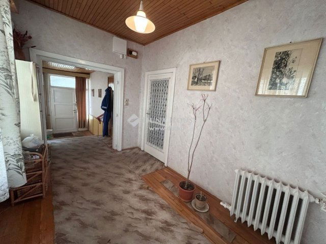 Eladó családi ház, Baján 31.9 M Ft, 2 szobás
