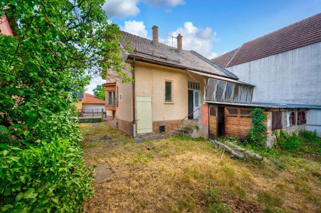 Eladó családi ház, Budapesten, XVIII. kerületben 69.4 M Ft