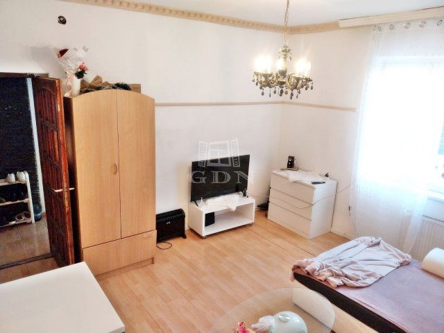 Eladó családi ház, Budapesten, XV. kerületben 32.2 M Ft