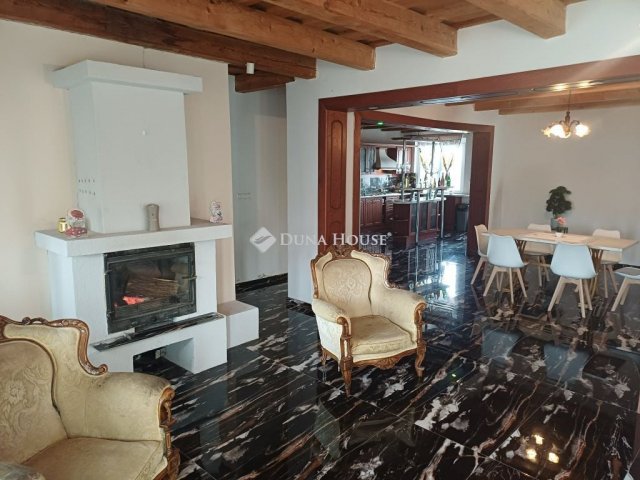 Eladó családi ház, Sajópetrin 115 M Ft, 4 szobás